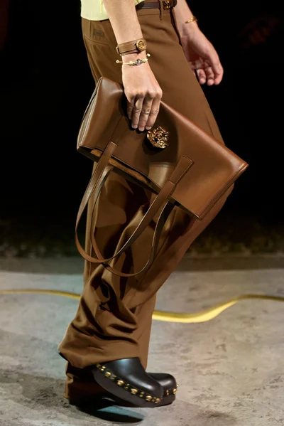 Look 41
